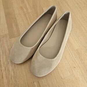 SALE Lands End Leather Suede Flats Shoes Tan  Size 7B EUC